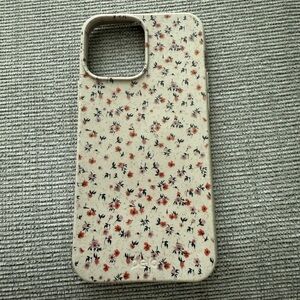 PELA FLORAL CASE